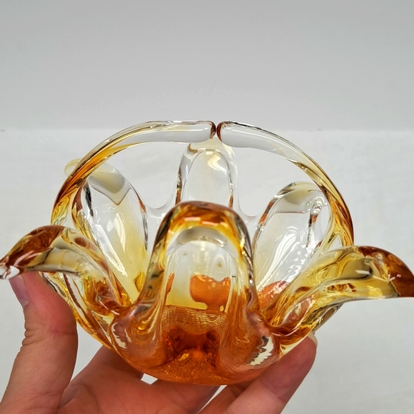Vintage" Chalet Glass "amber split handle handblown basket - Picture 2 of 5